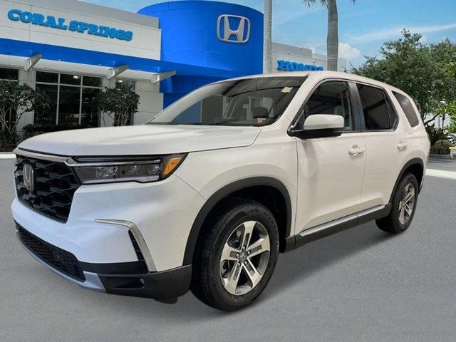 new 2025 Honda Pilot car, priced at $47,505