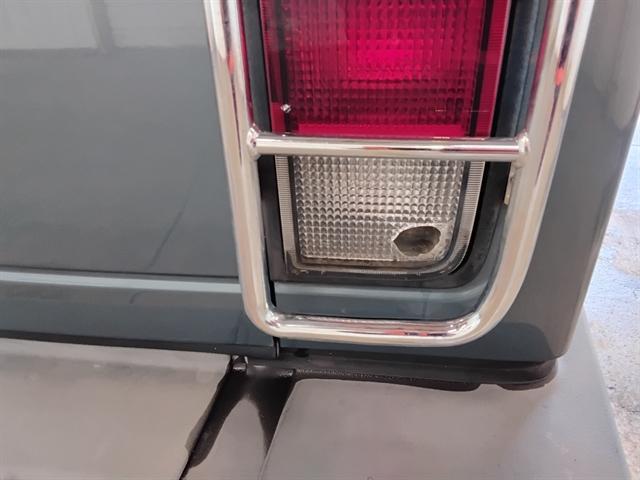 used 2006 Hummer H2 car, priced at $7,995