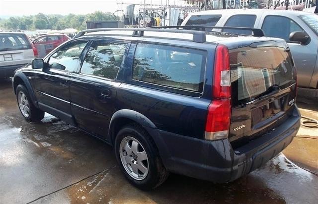 used 2001 Volvo V70 car, priced at $1,995