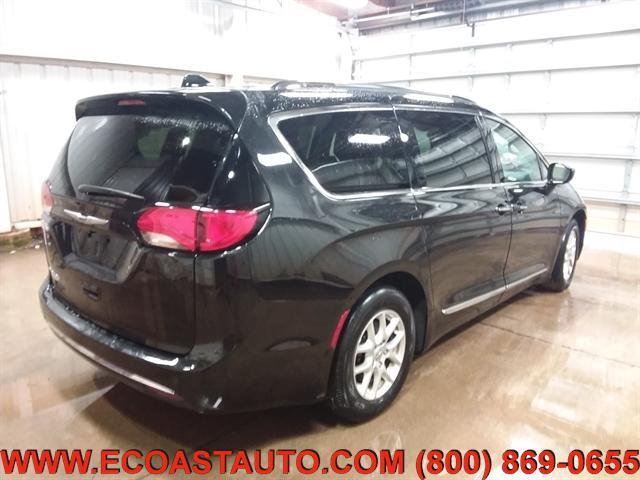 used 2020 Chrysler Pacifica car, priced at $17,495