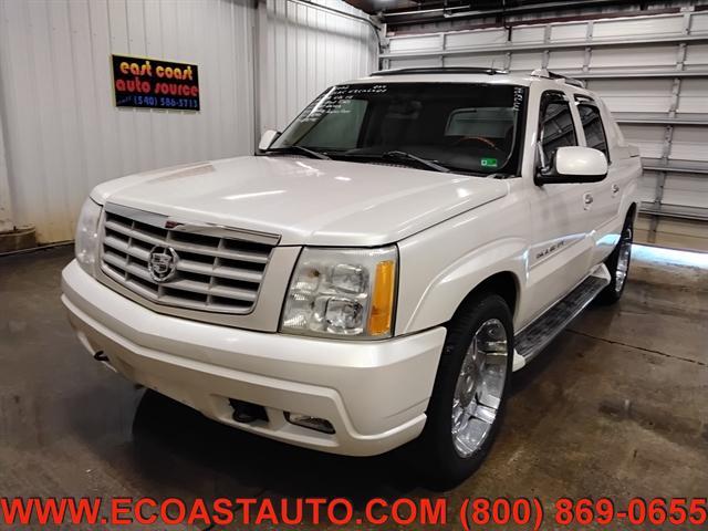 used 2002 Cadillac Escalade EXT car, priced at $5,795