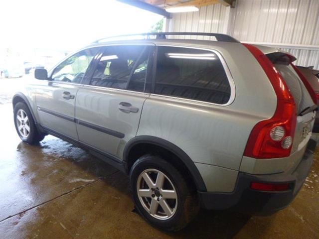 used 2004 Volvo XC90 car, priced at $1,795