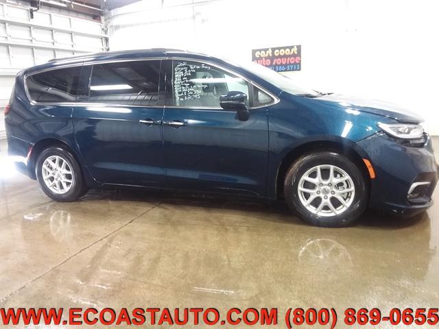 used 2021 Chrysler Pacifica car, priced at $18,795
