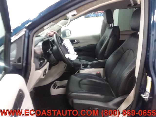 used 2021 Chrysler Pacifica car, priced at $18,795