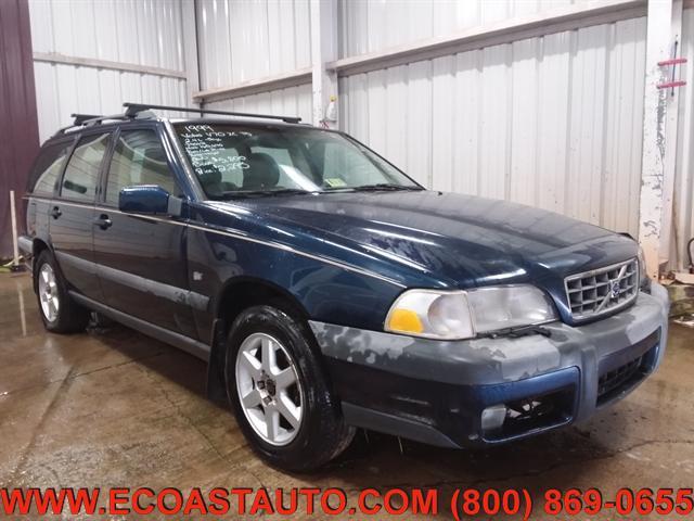 used 1999 Volvo V70 car, priced at $1,995