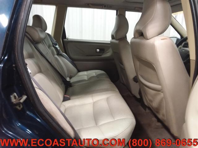 used 1999 Volvo V70 car, priced at $1,995