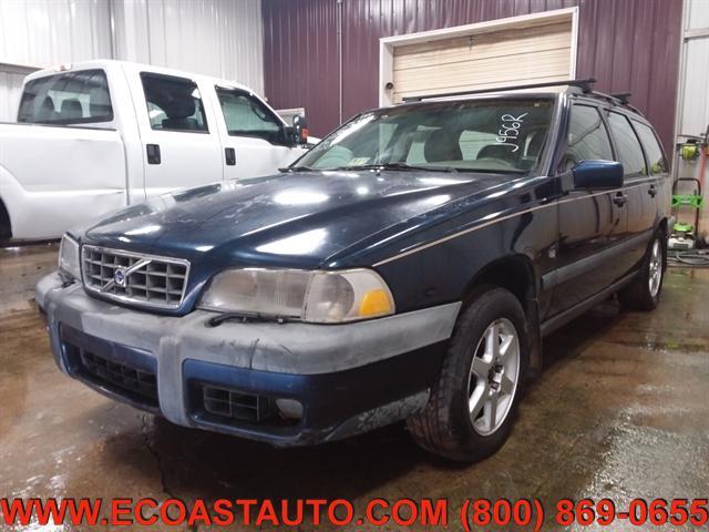 used 1999 Volvo V70 car, priced at $1,995
