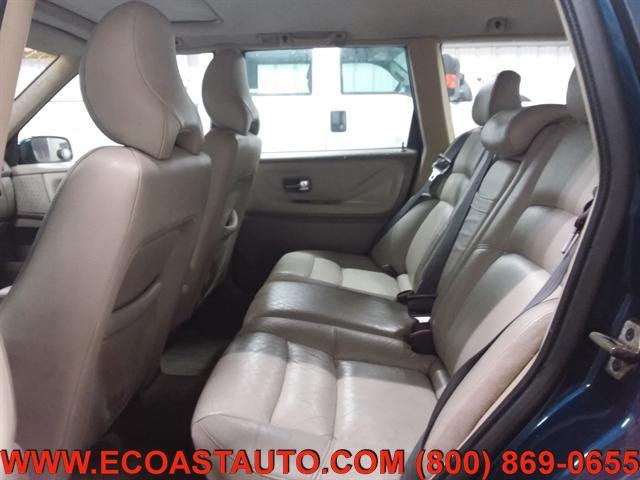 used 1999 Volvo V70 car, priced at $1,995