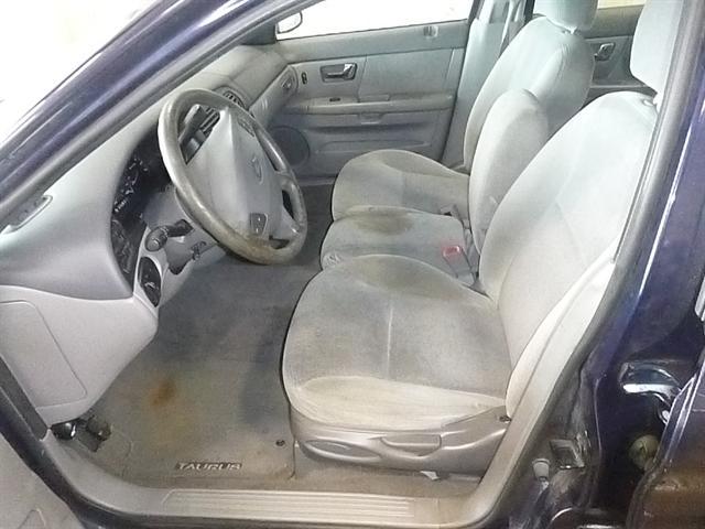 used 2001 Ford Taurus car, priced at $995
