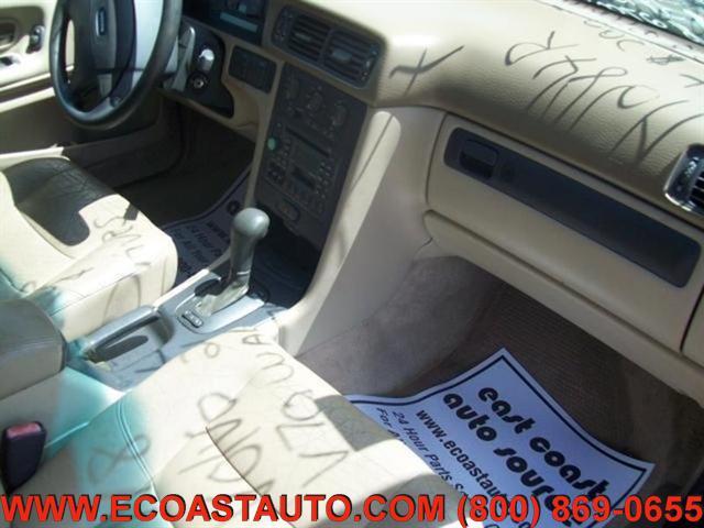 used 1998 Volvo V70 car, priced at $995