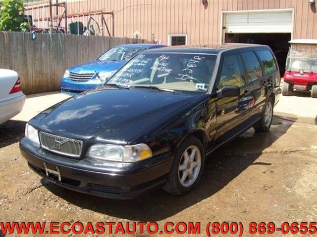 used 1998 Volvo V70 car, priced at $995