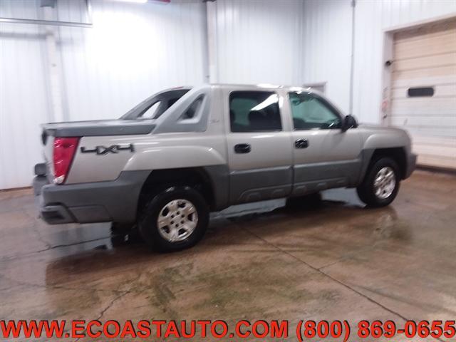 used 2002 Chevrolet Avalanche car, priced at $5,795