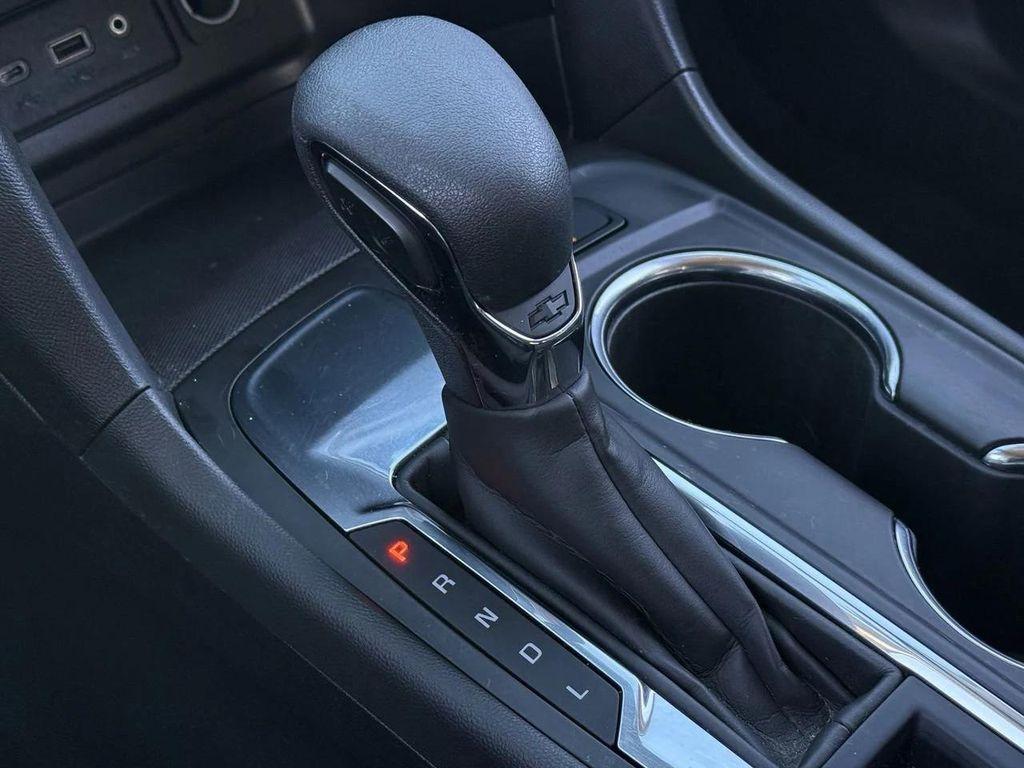 used 2023 Chevrolet Equinox car, priced at $21,477