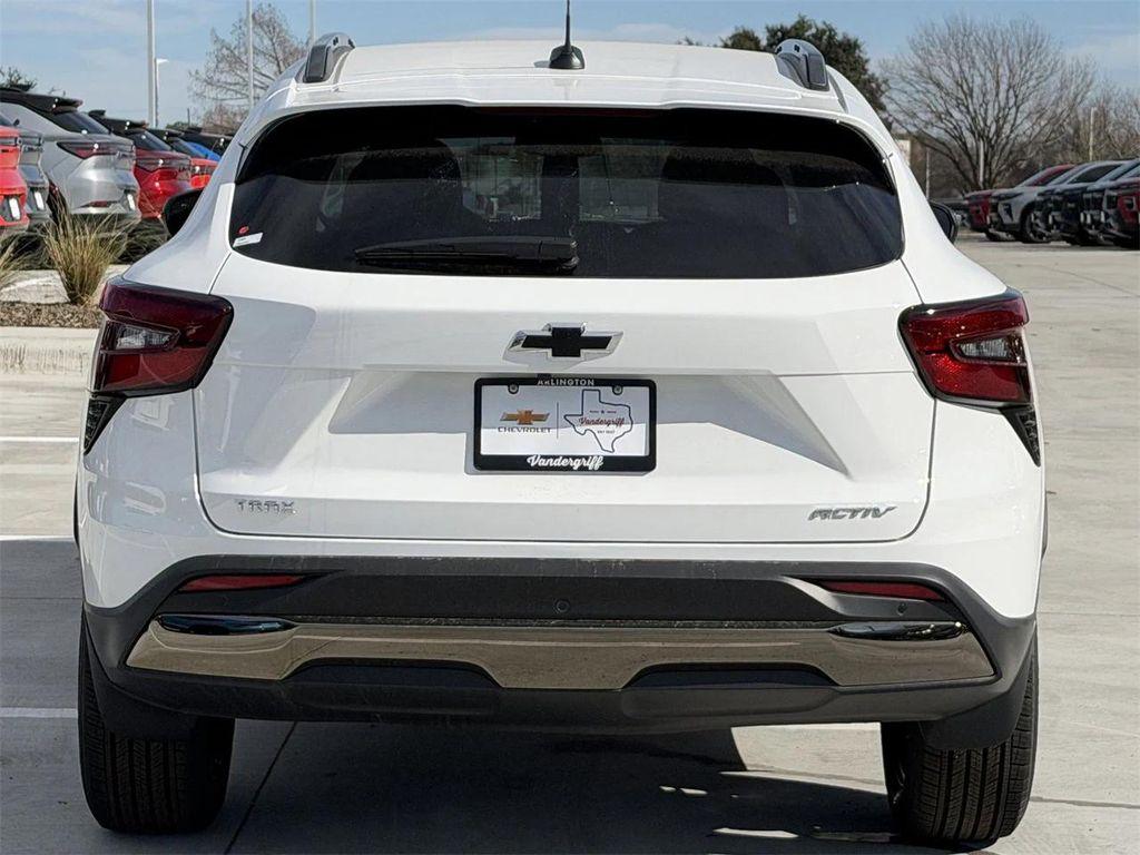 new 2026 Chevrolet Trax car, priced at $27,660