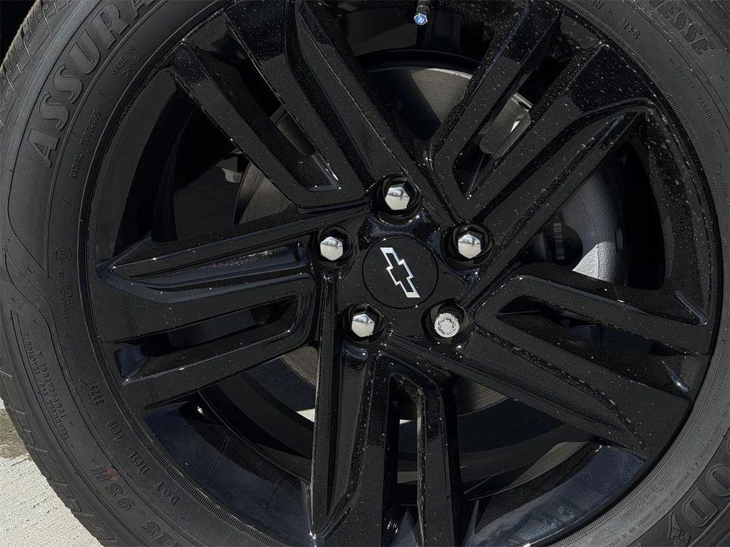 new 2026 Chevrolet Trax car, priced at $27,660