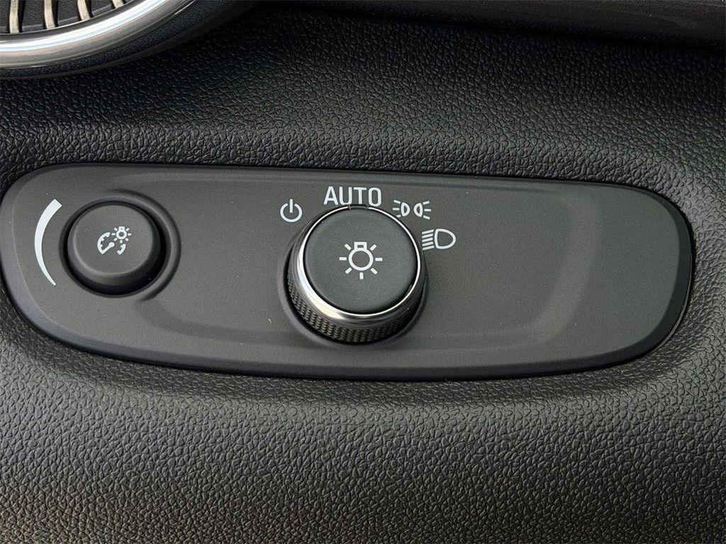 new 2026 Chevrolet Trax car, priced at $27,660