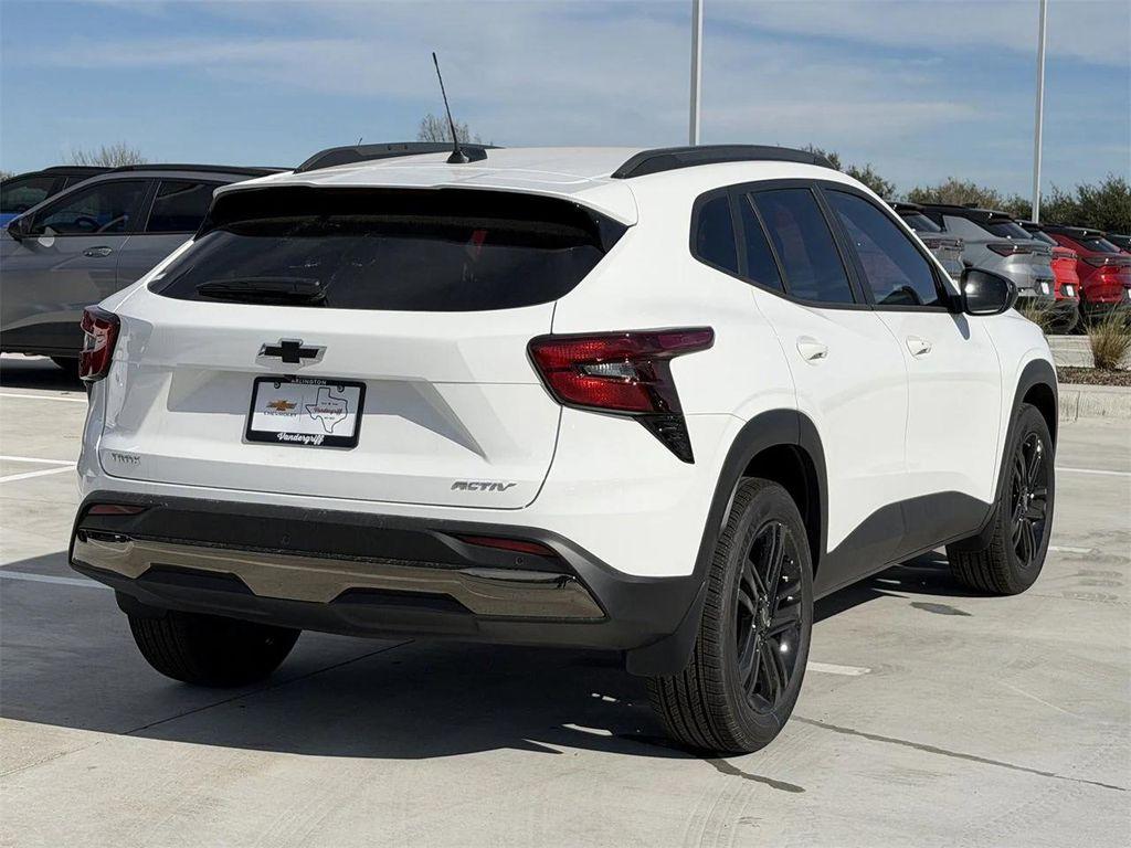 new 2026 Chevrolet Trax car, priced at $27,660