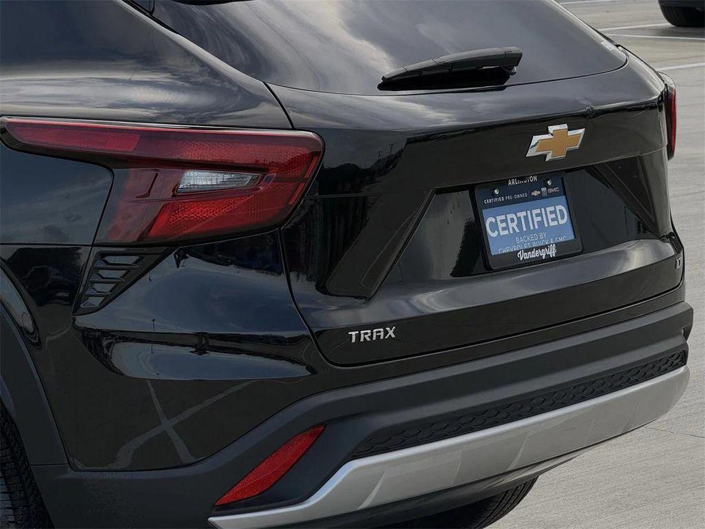 used 2025 Chevrolet Trax car, priced at $20,985