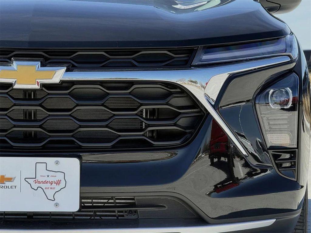 new 2026 Chevrolet Trax car, priced at $23,160