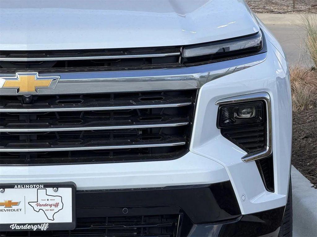 new 2026 Chevrolet Traverse car, priced at $53,985