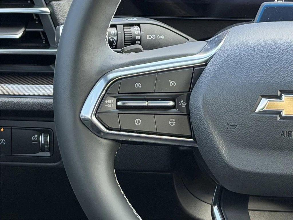 new 2026 Chevrolet Traverse car, priced at $53,985