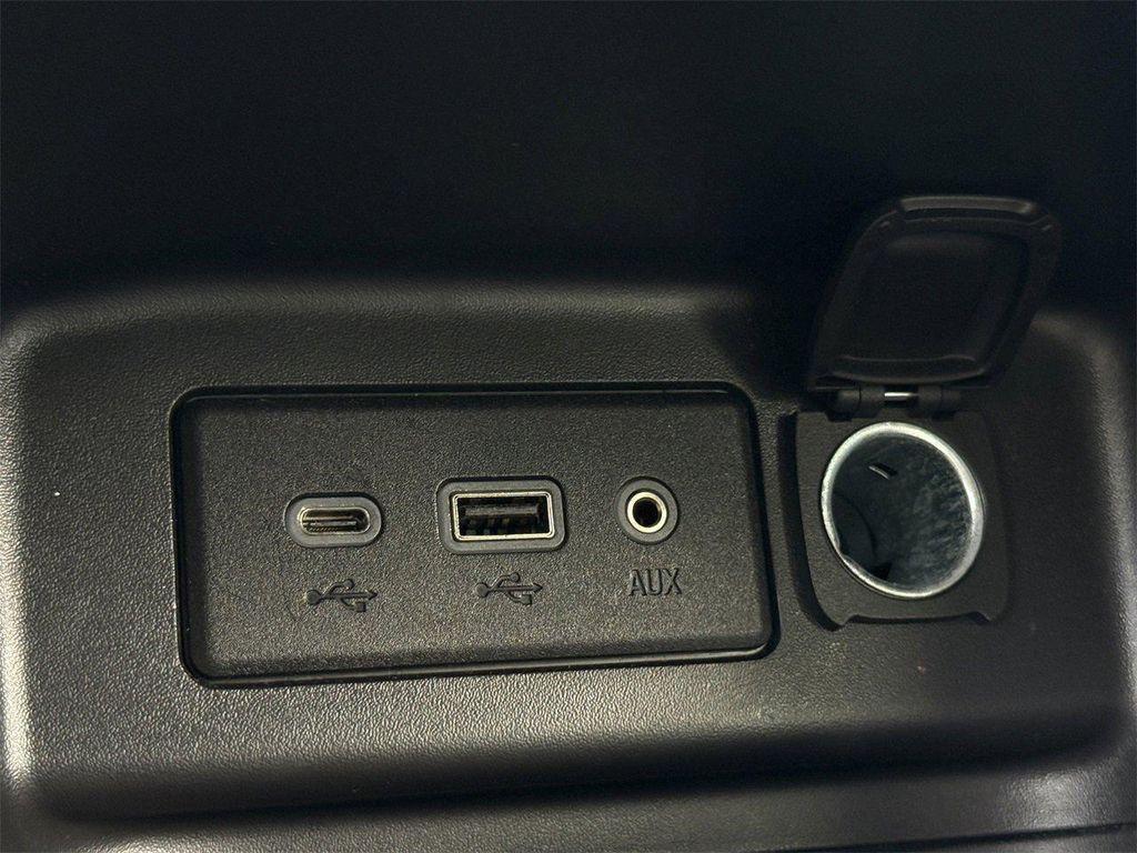 used 2024 Chevrolet Equinox car, priced at $19,979