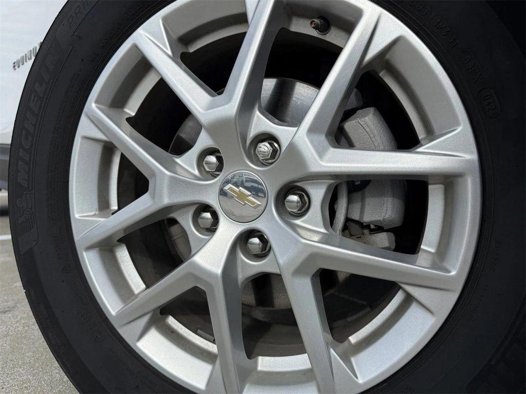 used 2024 Chevrolet Equinox car, priced at $19,979