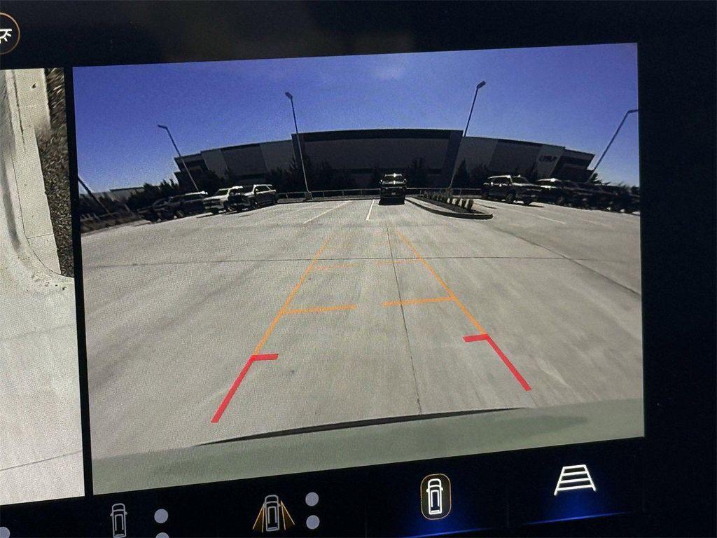 new 2026 Chevrolet Equinox car, priced at $29,235