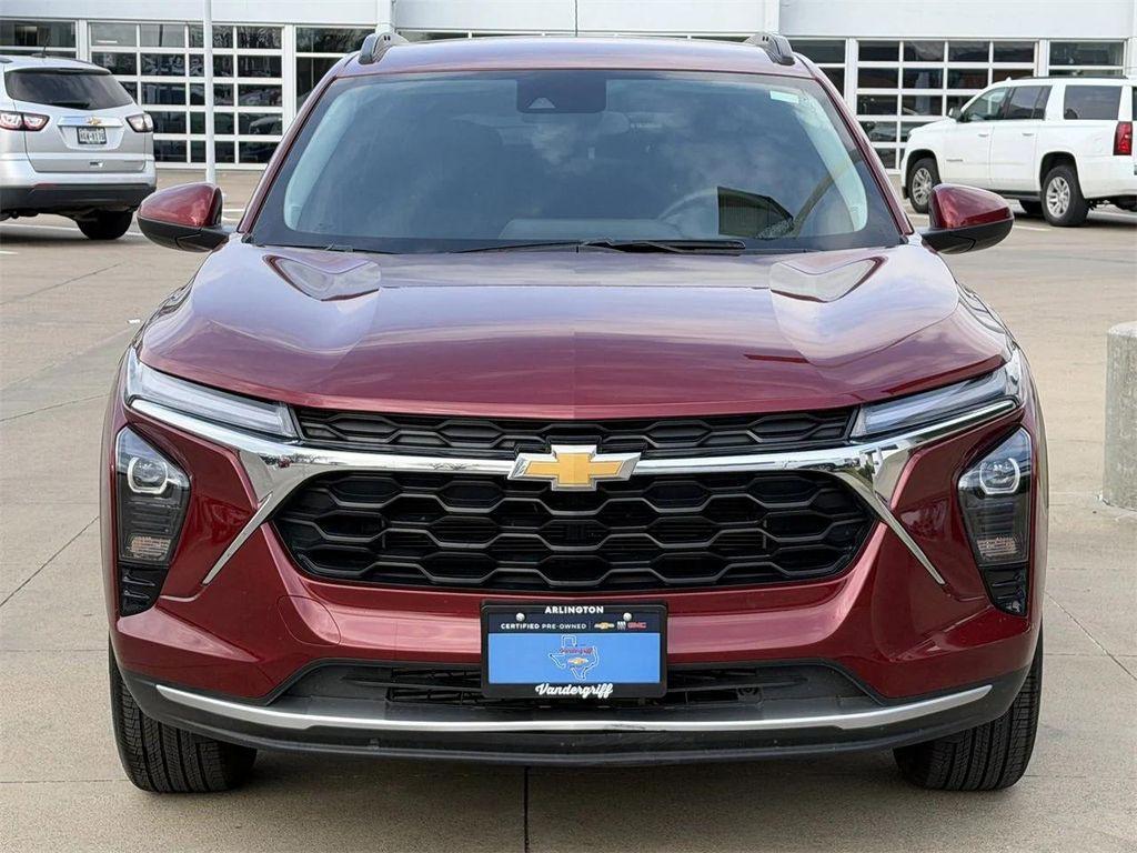 used 2025 Chevrolet Trax car, priced at $19,604