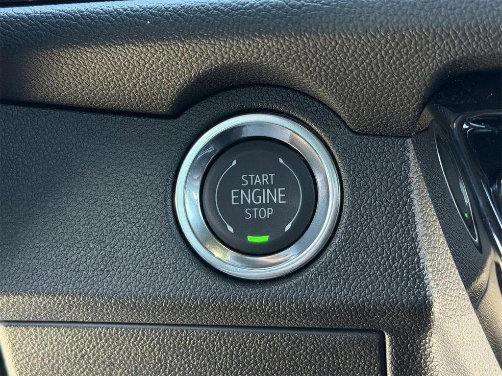 new 2026 Chevrolet Traverse car, priced at $54,790