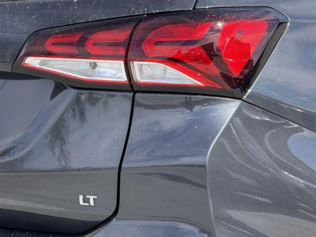 used 2023 Chevrolet Equinox car, priced at $17,684