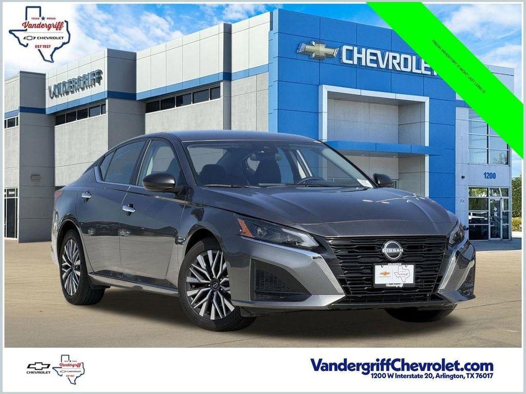 used 2025 Nissan Altima car, priced at $19,923