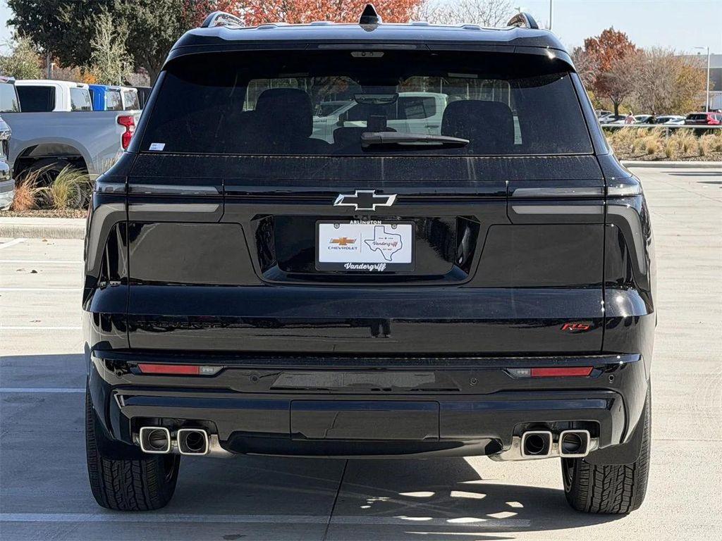 new 2026 Chevrolet Traverse car, priced at $54,790