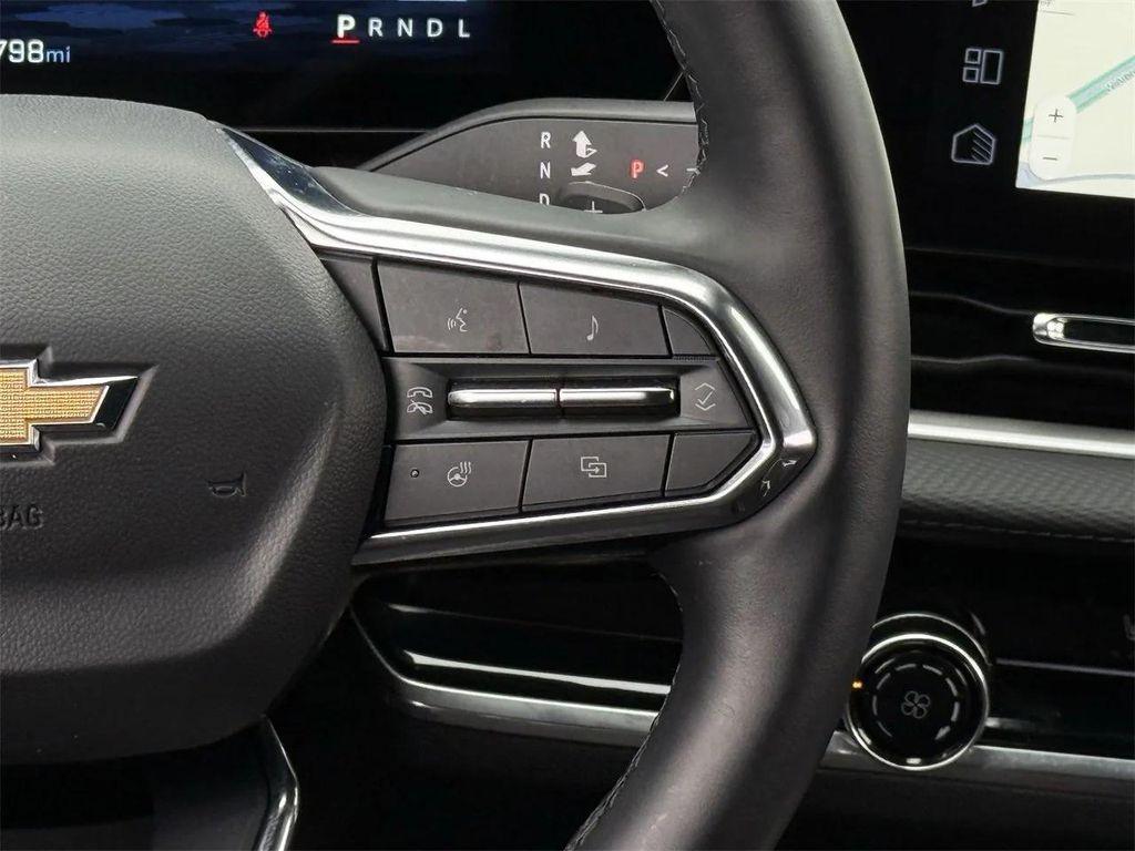 used 2025 Chevrolet Equinox car, priced at $26,975