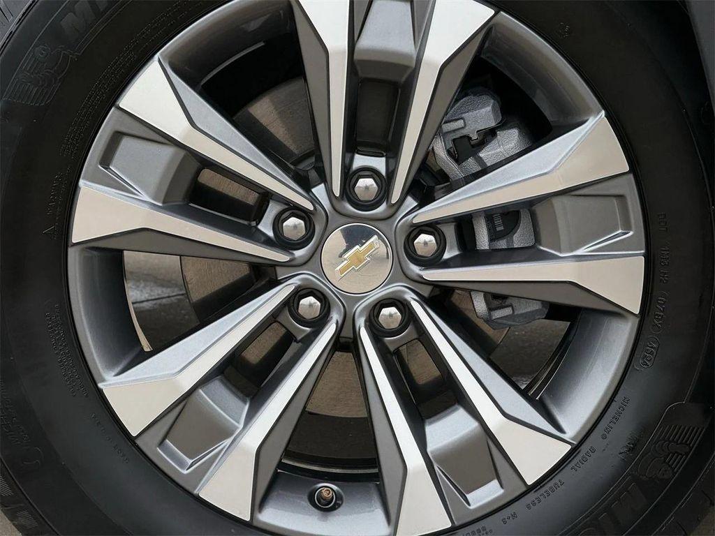 used 2025 Chevrolet Equinox car, priced at $26,975