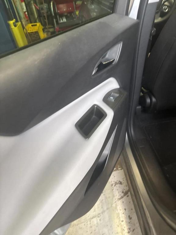 used 2024 Chevrolet Equinox car, priced at $19,878