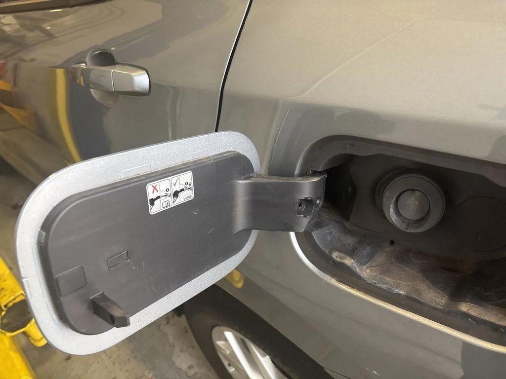 used 2024 Chevrolet Equinox car, priced at $19,878