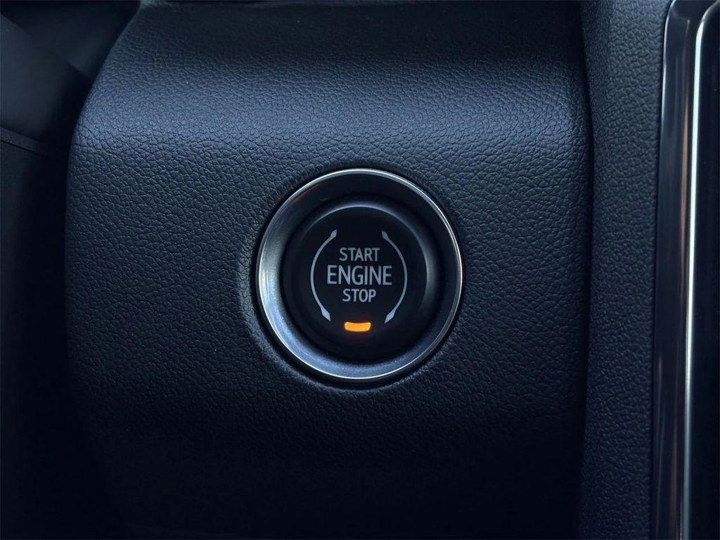 used 2025 GMC Acadia car, priced at $44,957