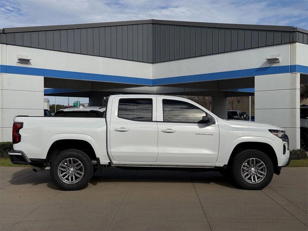 new 2026 Chevrolet Colorado car, priced at $32,015