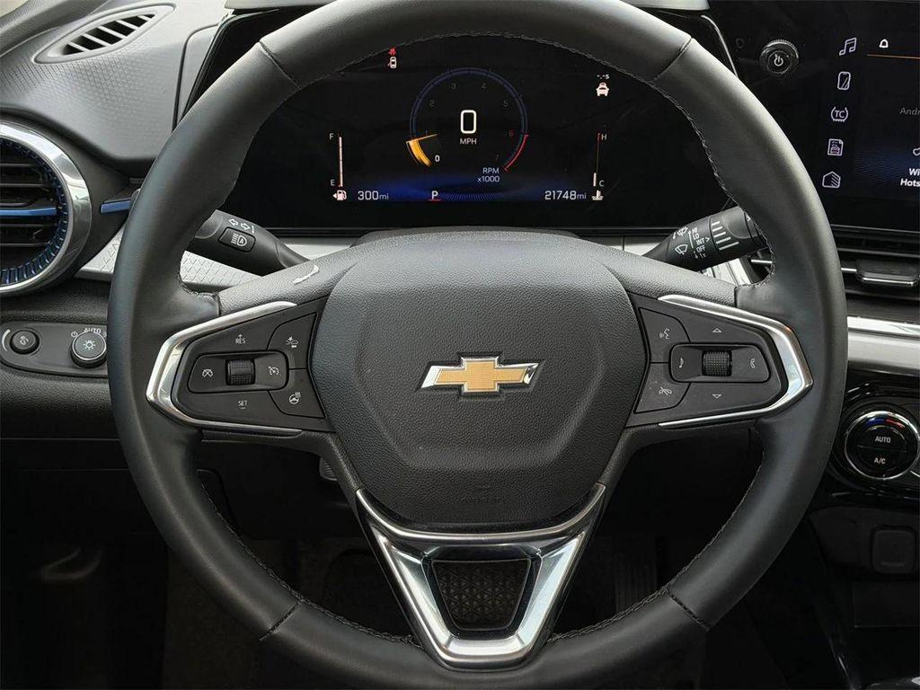 used 2025 Chevrolet Trax car, priced at $19,436