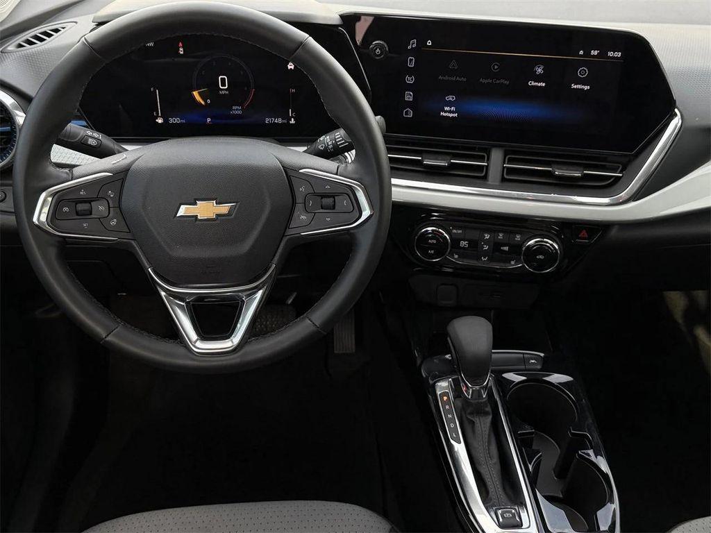 used 2025 Chevrolet Trax car, priced at $19,436