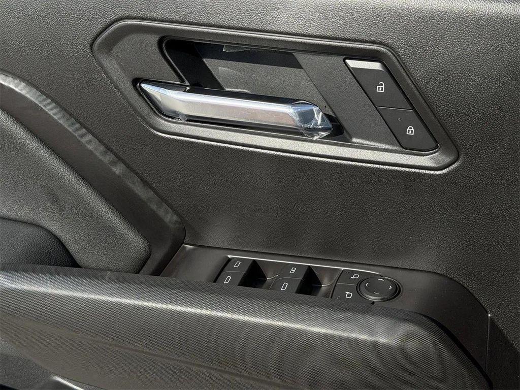 new 2026 Chevrolet Colorado car, priced at $33,190