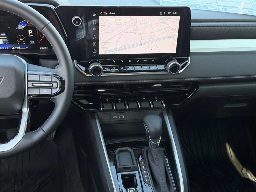 new 2026 Chevrolet Colorado car, priced at $33,190