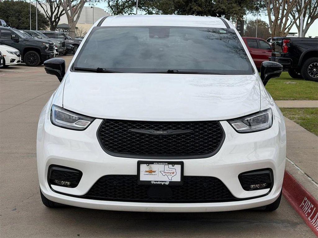 used 2024 Chrysler Pacifica Hybrid car, priced at $30,928