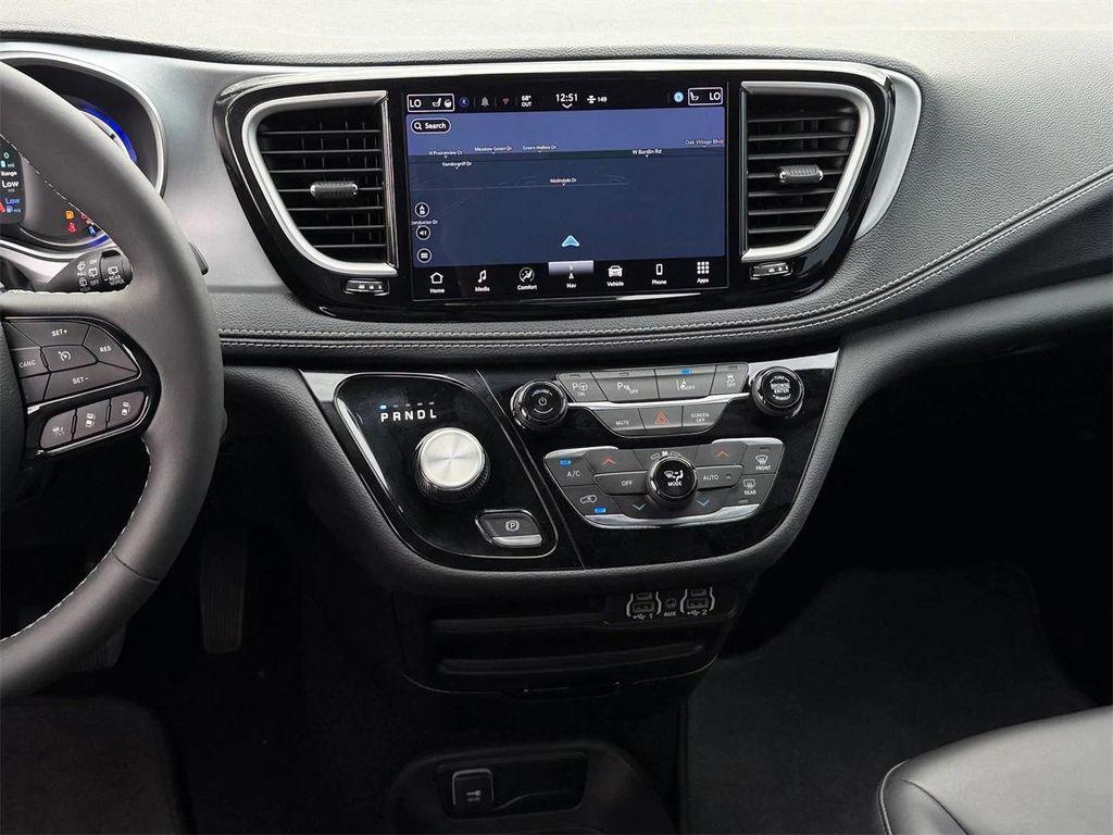 used 2024 Chrysler Pacifica Hybrid car, priced at $30,928