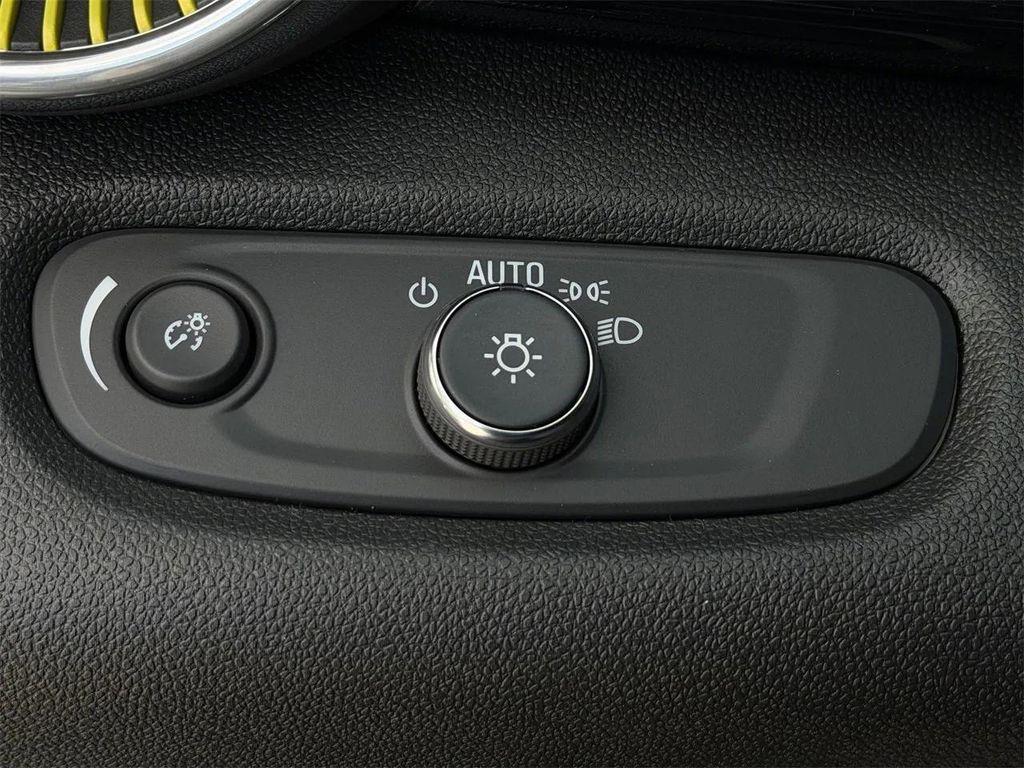 new 2026 Chevrolet Trax car, priced at $28,160