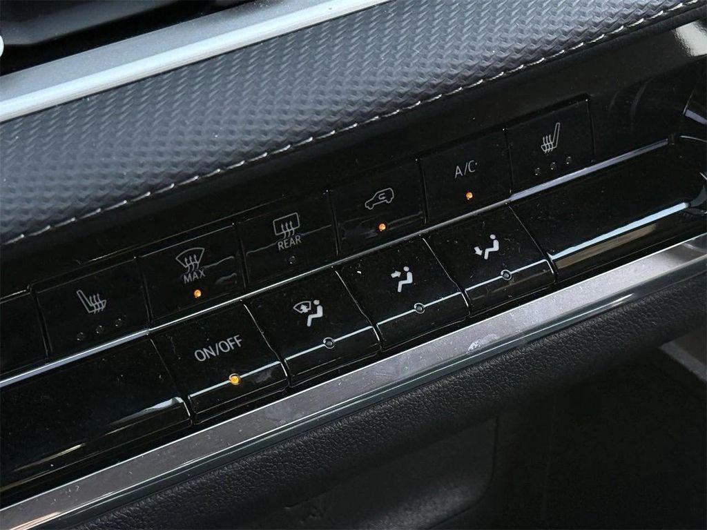 used 2025 Chevrolet Equinox car, priced at $24,981