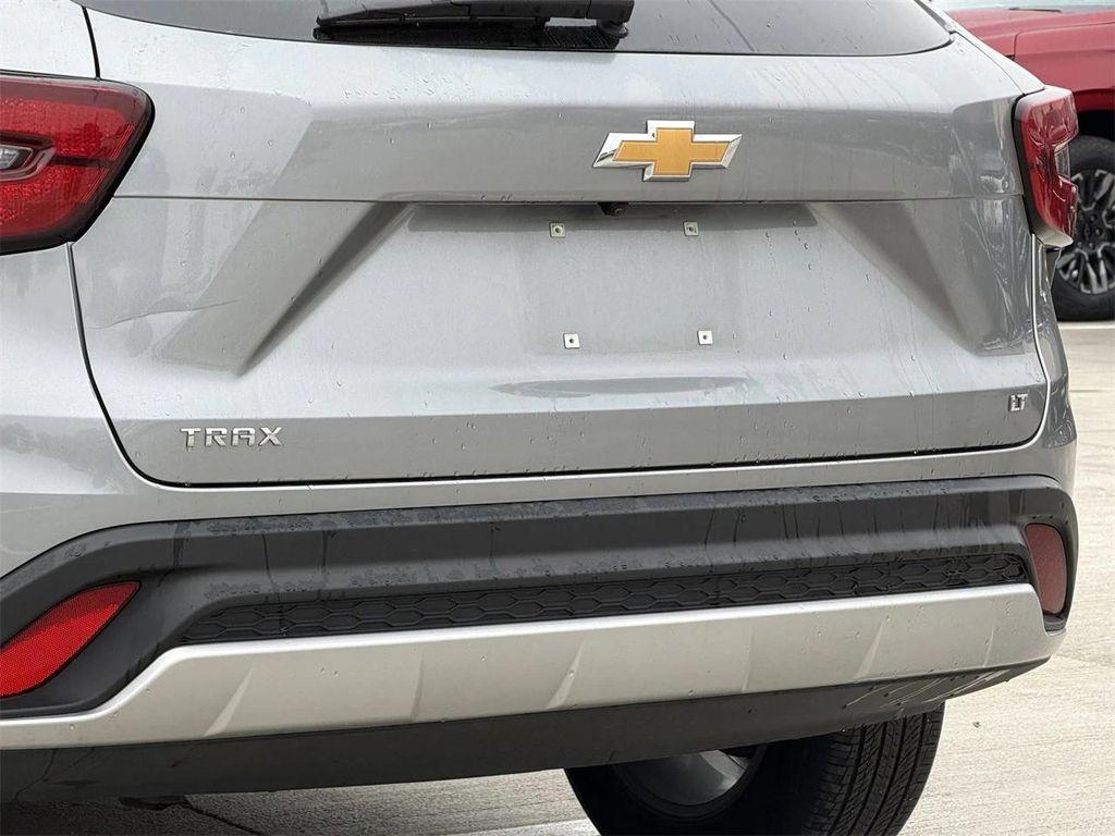 used 2024 Chevrolet Trax car, priced at $19,869