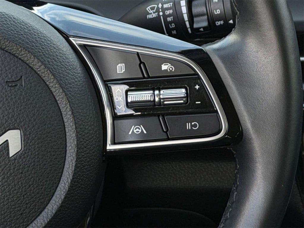 used 2025 Kia Seltos car, priced at $21,141