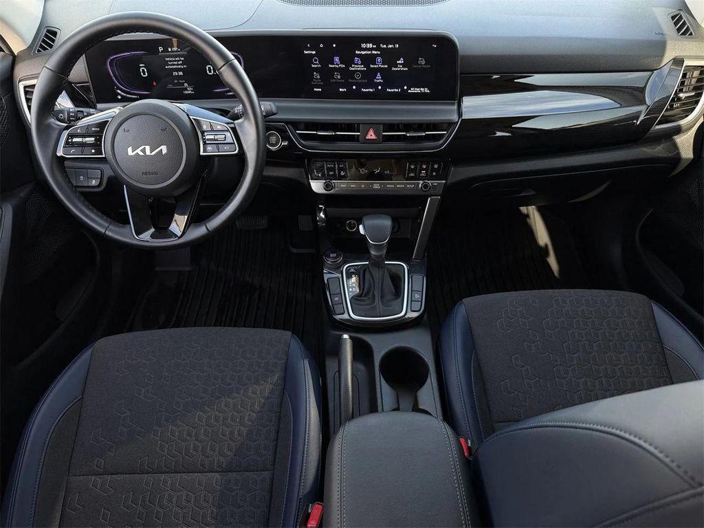 used 2025 Kia Seltos car, priced at $21,141